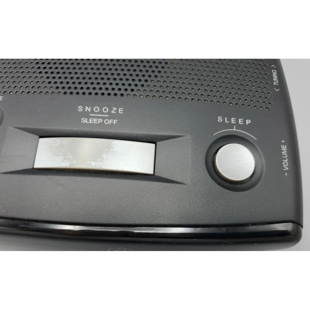Vintage GE 7-4836B AM/FM Digital Alarm Clock Radio Snooze  Black Green LED Retro